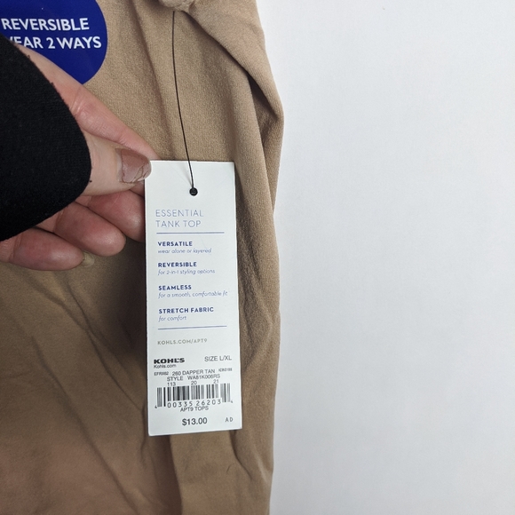 💥NWT reversable tank top essential tank top - Picture 2 of 5